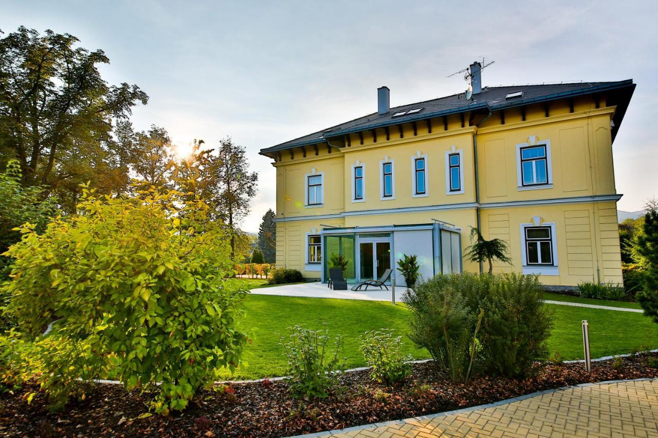 Villa Aurelie Velke Losiny Bagian luar foto